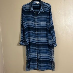 Two by Vince Camuto Tunic Top Sz L Blue Long Sleeves Geometric Print Vacation